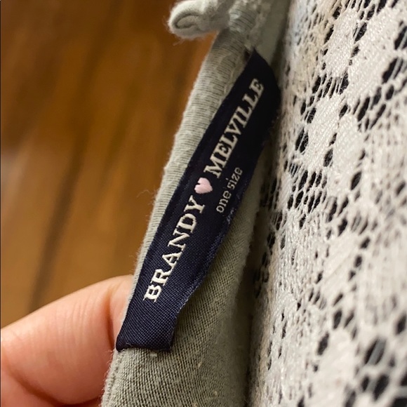 Brandy Melville Sachi Halter Top - Picture 5 of 5